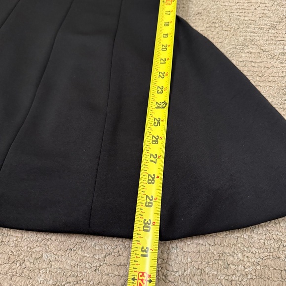 COMMENCE REVOLVE STYLE OLD MONEY  black square neck short dress SIZE M - Picture 13 of 13